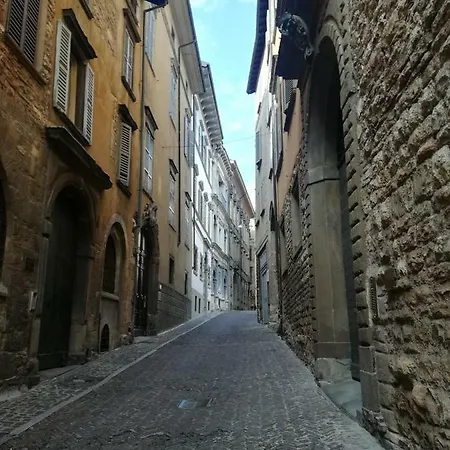 Vittoria 36 Mf Bergamo Appartement *